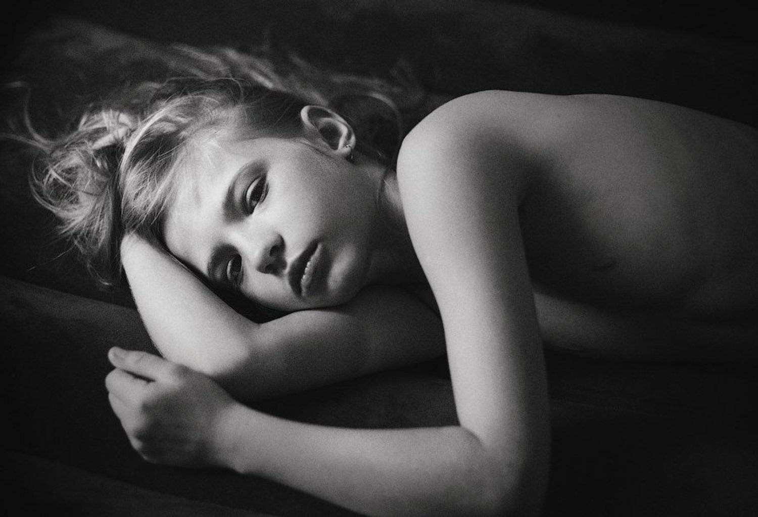 дети, черно-белое,Павлодар,Казахстан,эмоции,жизнь, детство, Оксана