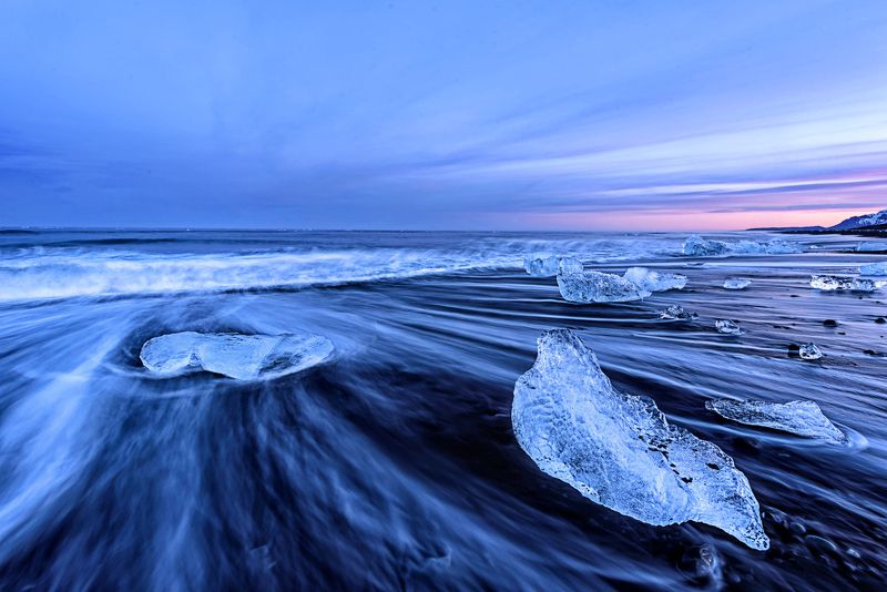 исландия, пейзаж, океан, закат, пляж, лед Бриллиантовый пляж после заката, Исландия. фото превью