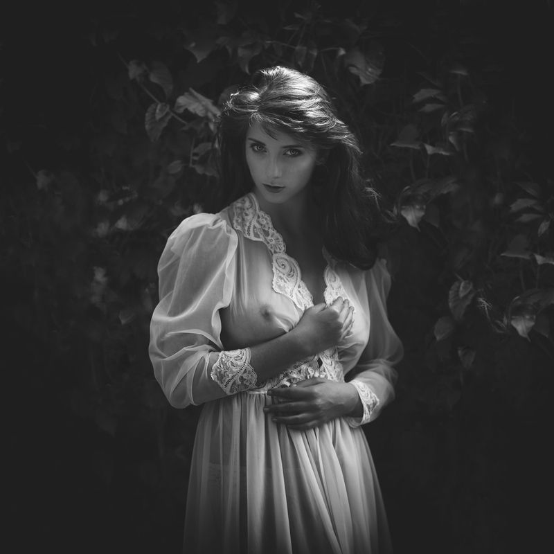 woman, blackwhite, garden The Nymph фото превью
