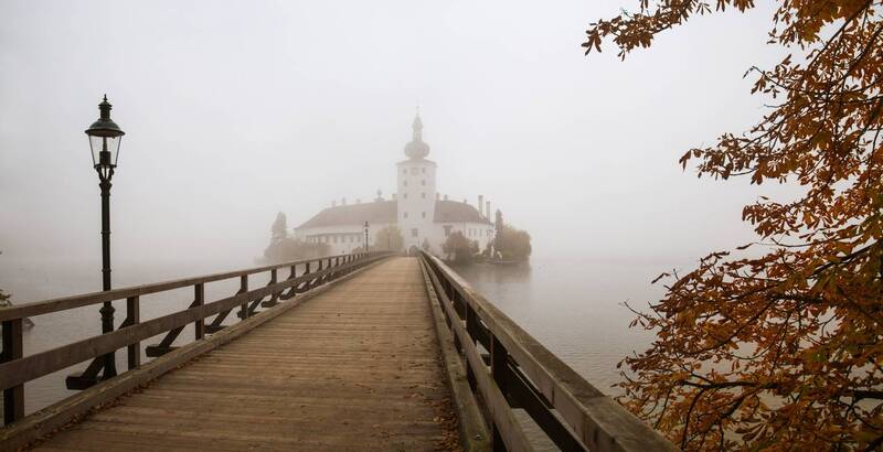 Замок в тумане фото превью