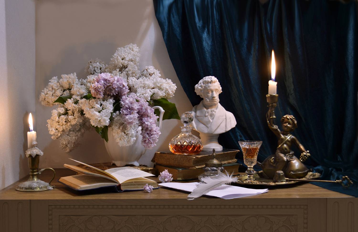 still life натюрморт цветы фото натюрмор, бюст, а.с.пушкин, свечи, подсвечники, томик стихов, перо, чернильница, Колова Валентина