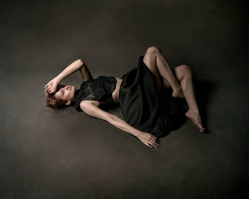 portrait, fineartstudioshot Untitled фото превью