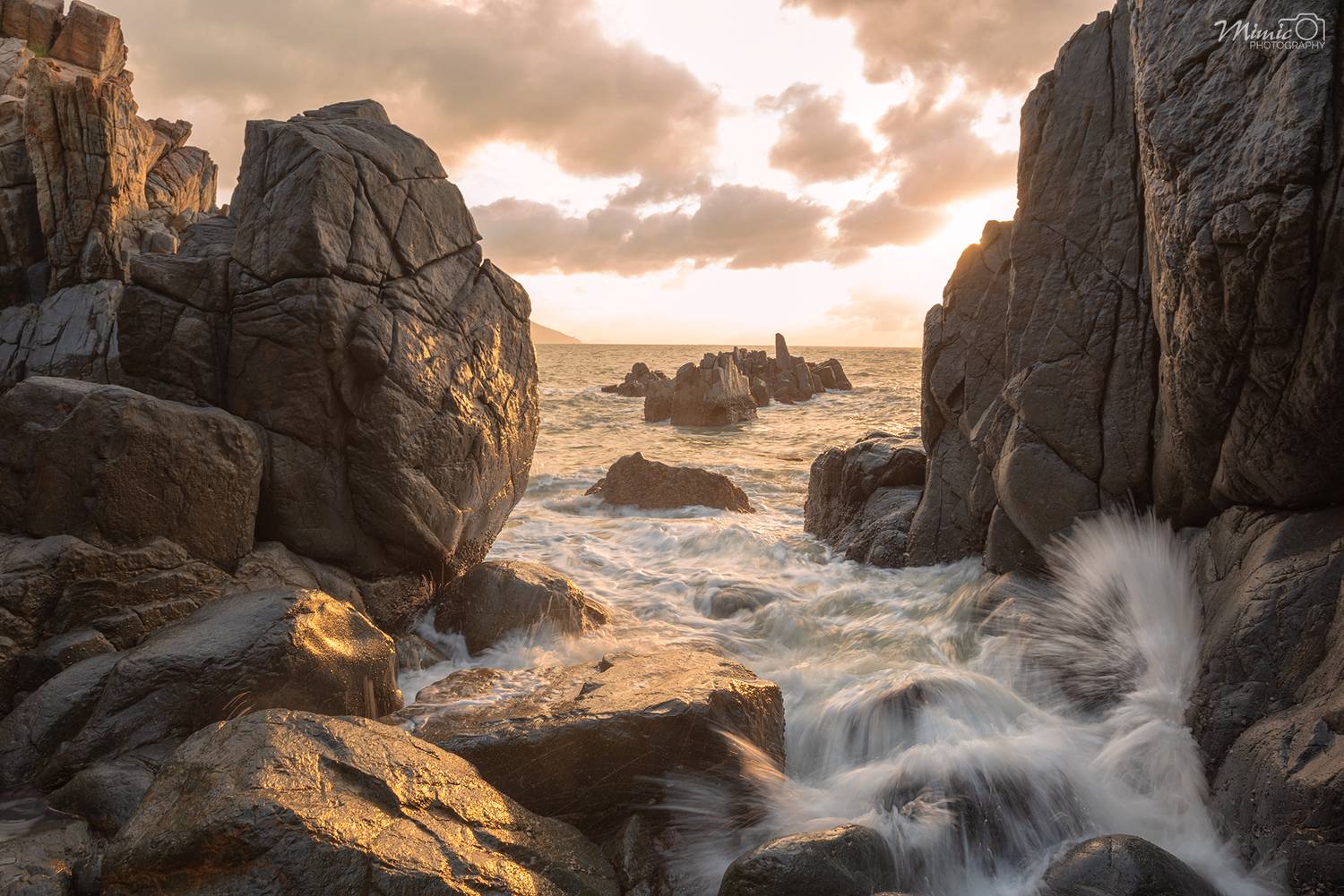nikon d610, 20mm f/2.8d, L&ecirc; Minh Hiếu