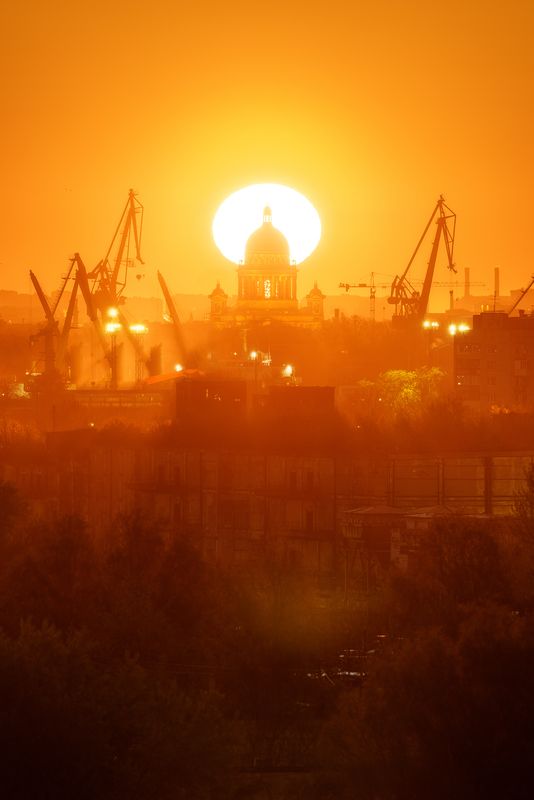 Санкт-Петербург, Исакиевский собор Исаакиевский собор на рассвете фото превью