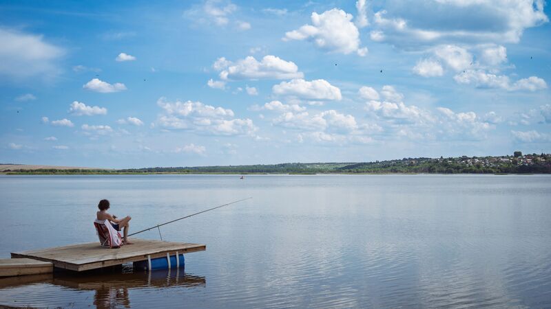 На озере фото превью