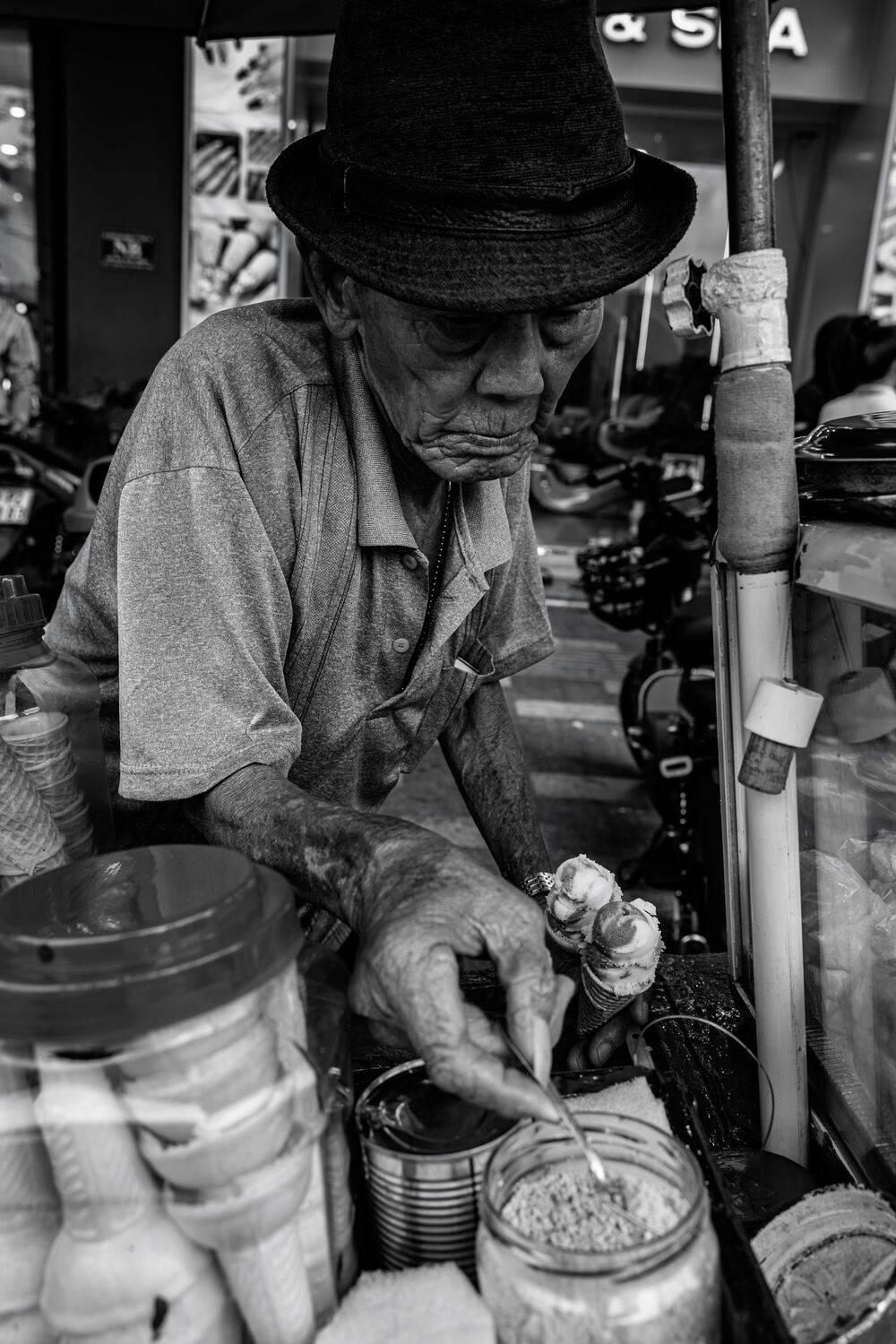 , Tran Thanh Dat ??