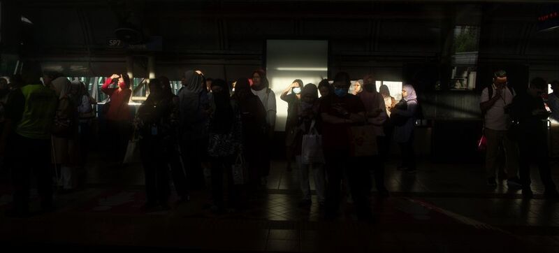 streetphotography, a light, symphony A Symphony of Lights фото превью