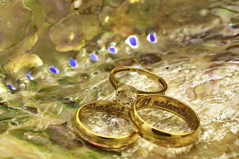 Wedding rings фото превью