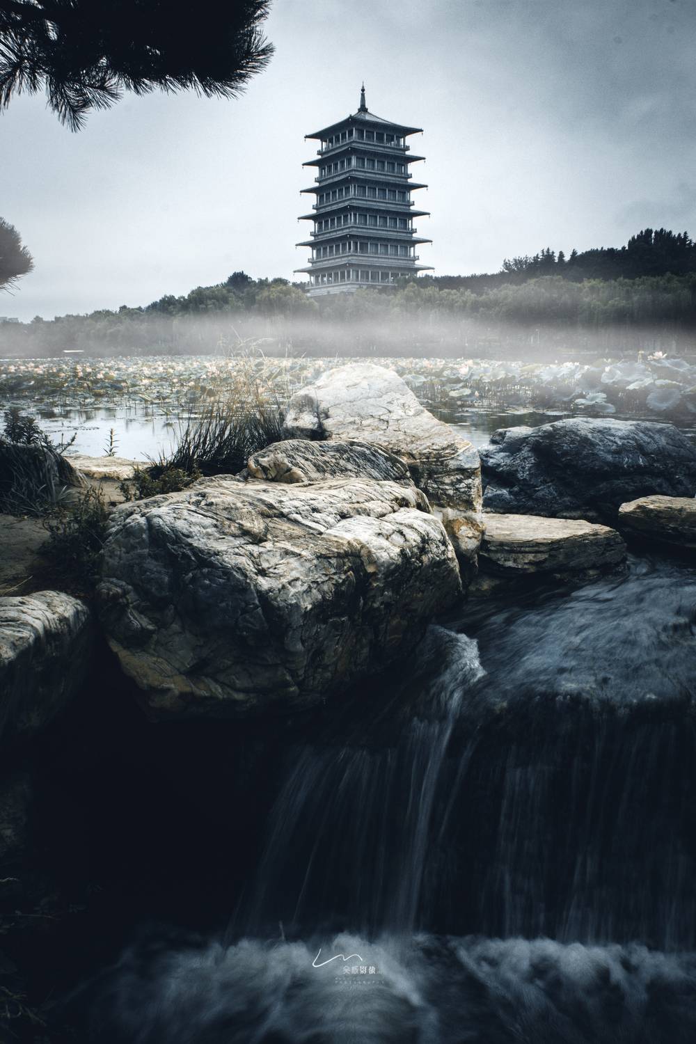 烟雨长安塔, 吴 微雨墨烟鸿