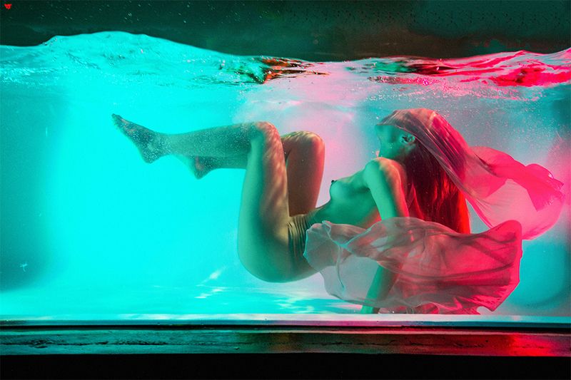 в воде фото превью