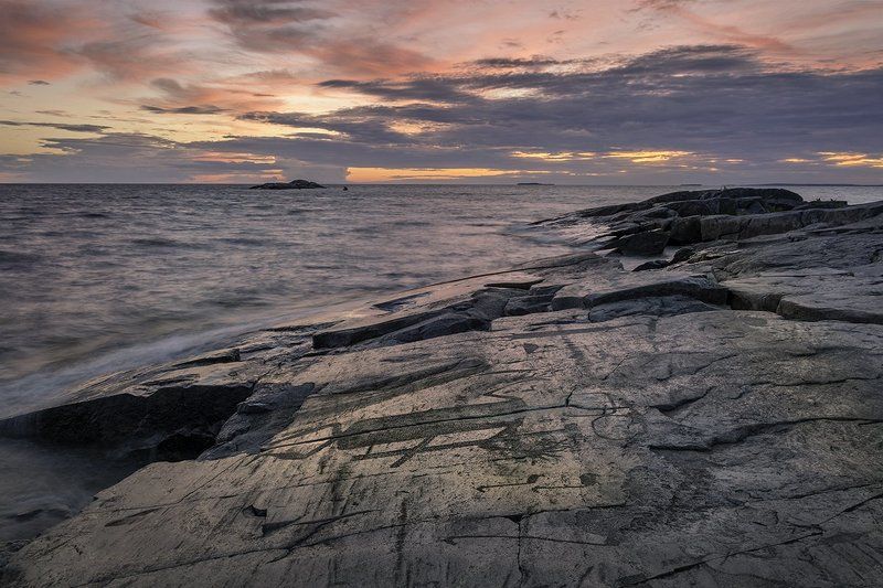 2016, d3100, nikon, бесов нос, закат, карелия, лето, мыс, онего, онежское озеро, пейзаж, петроглифы, природа, республика карелия, россия Догорал закат фото превью