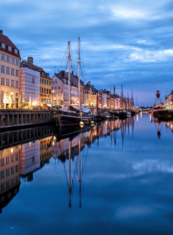 город, пейзаж, рассвет, travel Встречая рассвет в Nyhavn (новая гавань). Копенгаген. фото превью