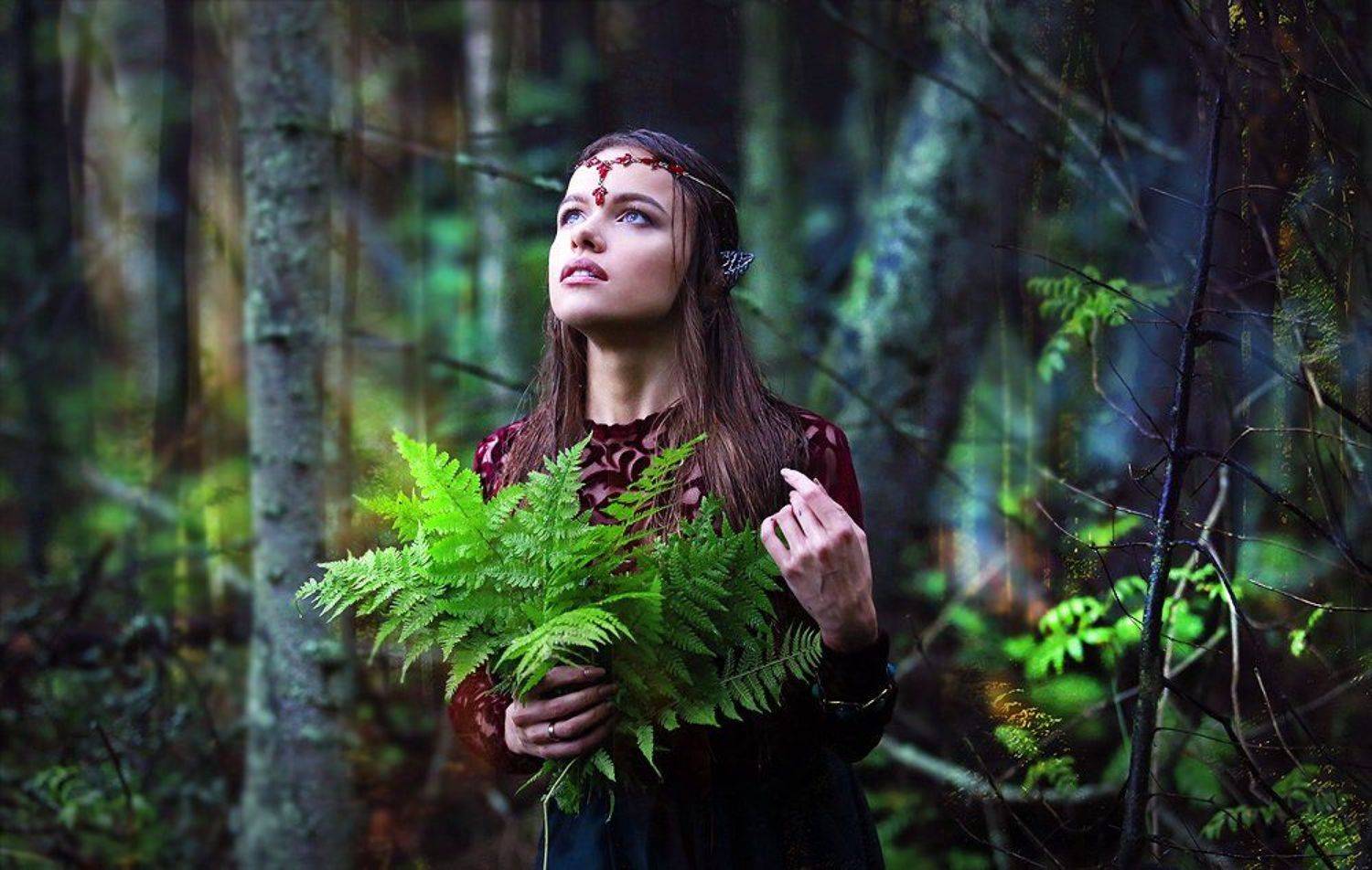 портрет, девушка, красивая, красота, цвет, свет, жанр, лес, природа, глаза, губы, шатенка, Постонен Екатерина