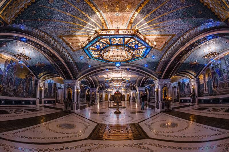 Архитектурная симметрия фото превью