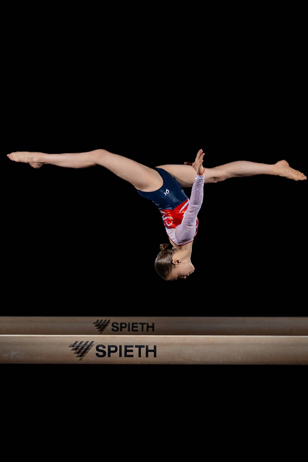 gymnastics, balance beam, gymnast, sports photography, action, motion, frozen moment, peak action, airborne, flight, gravity, balance, athlete, flexibility, strength, precision, timing, perfect moment, Кемеров Игорь