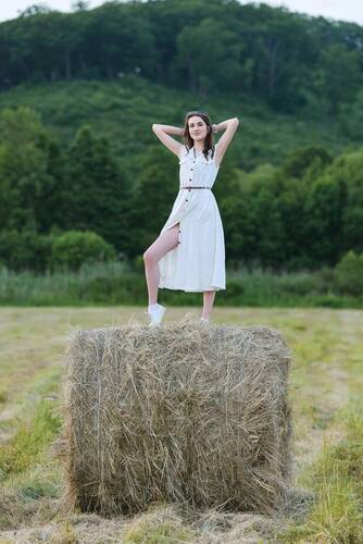 Фотосессия в стогах около Находки