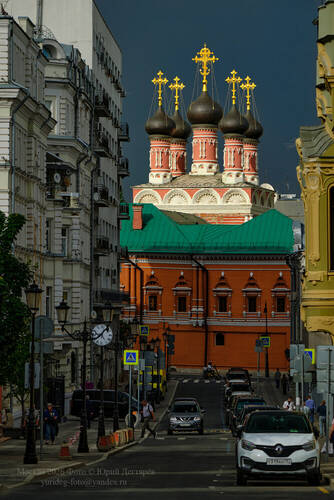 Москва. Боголюбский собор Высоко-Петровского монастыря.