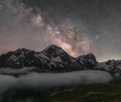 Ночь над облаками