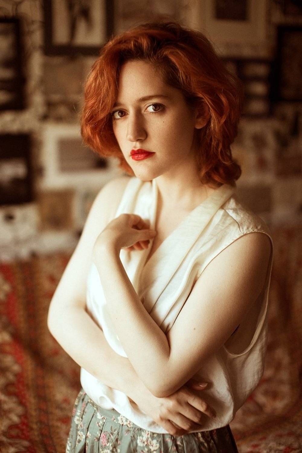 portrait, iranian, model, moody, emotional, face, retouching, window light, natural, beauty, pretty, room, artist,, mohammad hossein