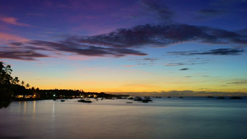 asia,philippines,sea,seascape,dawn,sky,cloud,parm tree,boats,silhouette,horizontal,dawn,reflection Dawn of the Bohol Island фото превью