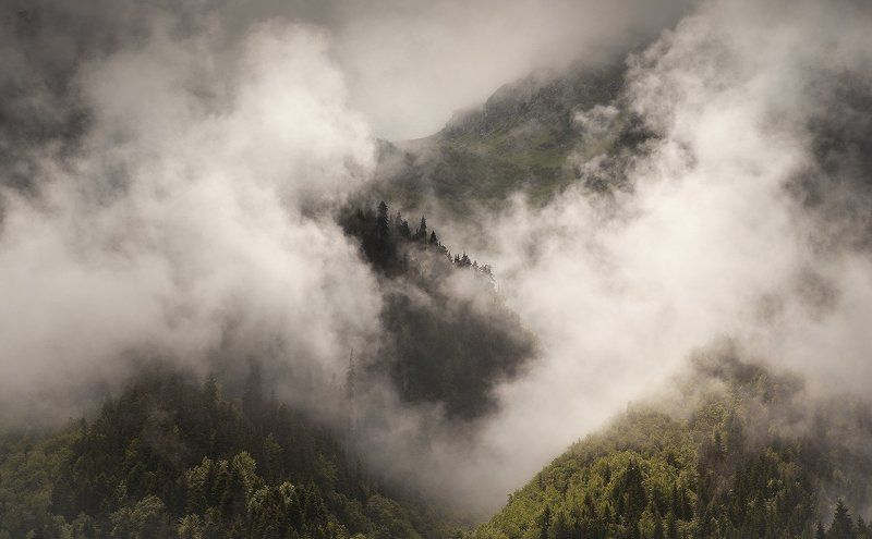 Черный замок фото превью