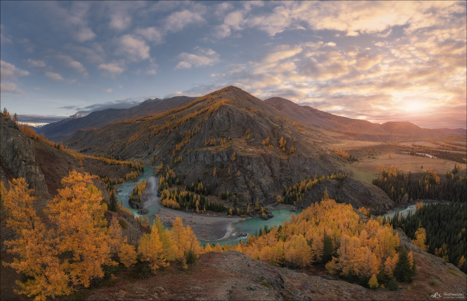 алтай, горный алтай, фототур на алтай, аргут, долина реки аргут, степь самаха, перевал верблюжья шея, Тьюмойнак, осенний фототур на алтай, фототуры по россии, фототуры 2026, Влад Соколовский