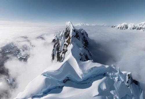 Antarctica: Beyond the Frozen Horizon