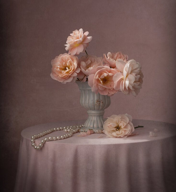 Still life, roses, simplicity, pink, pearls, light The beauty of simplicity фото превью