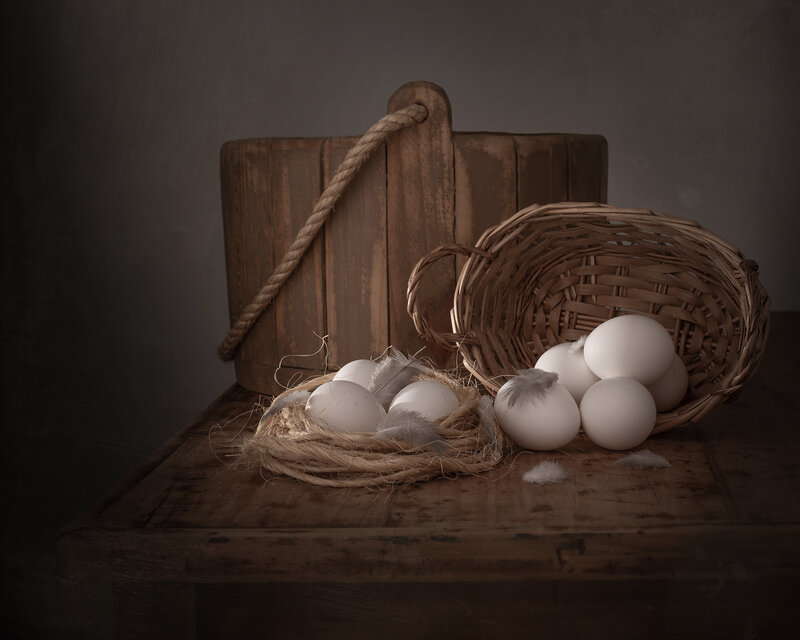 Still life, eggs, wood, textures, light Eggs фото превью