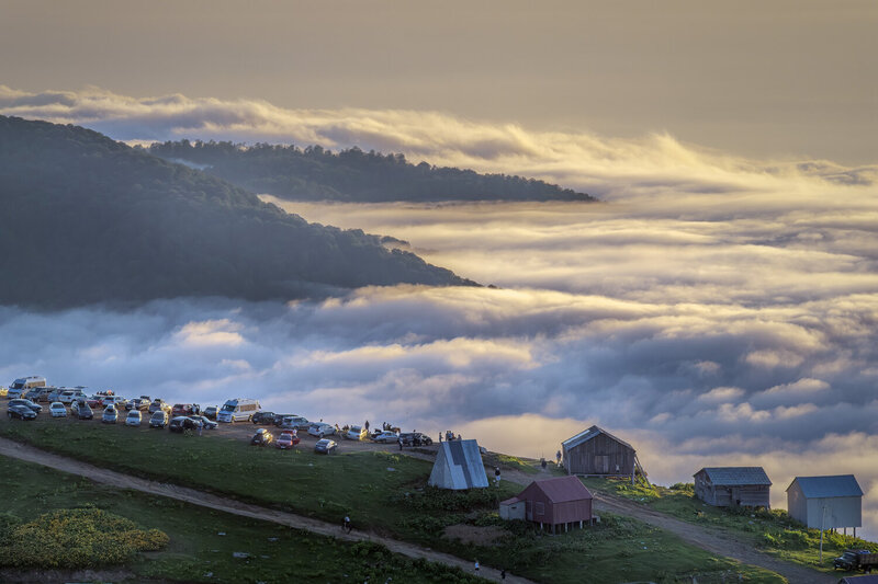 gomismta, mountain, clouds, sunset, people, sky, vehicles, high, nature, landscape, scenery, travel, outdoors, georgia, guria, sakartvelo, chizh Sea Of C​louds фото превью