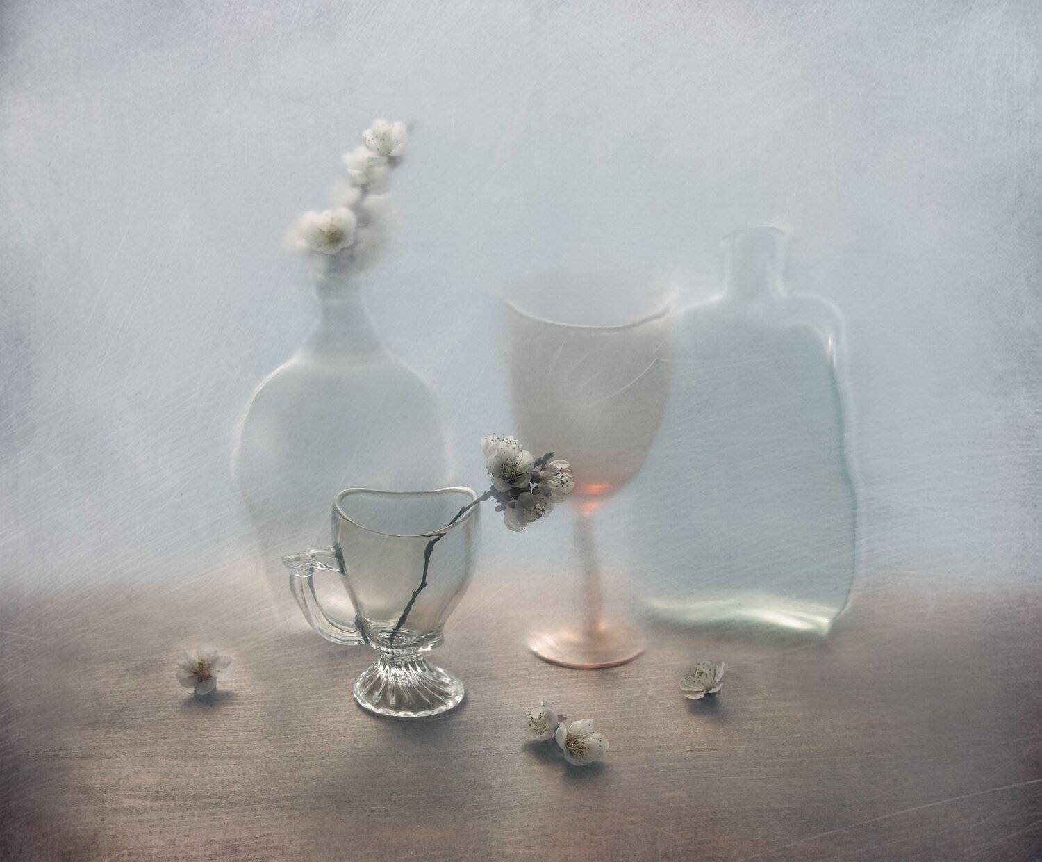 весна, цветение, бокал, бутылка, веточка, светлый, Елена