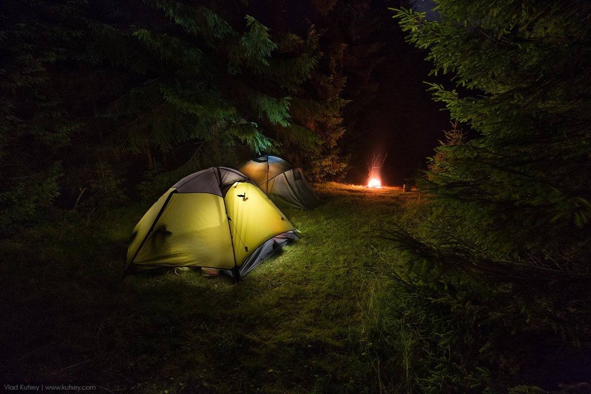 Карпаты, горы, лес, ночь, поход, костер, палатка, свет, поляна, Украина, восхождение, лето, Владимир Куцый