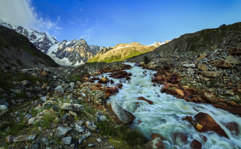 Здесь река рождается фото превью