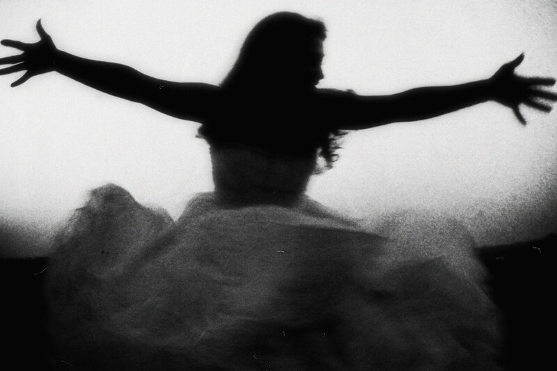 Girl, you got to change your crazy ways, you hear me? фото превью