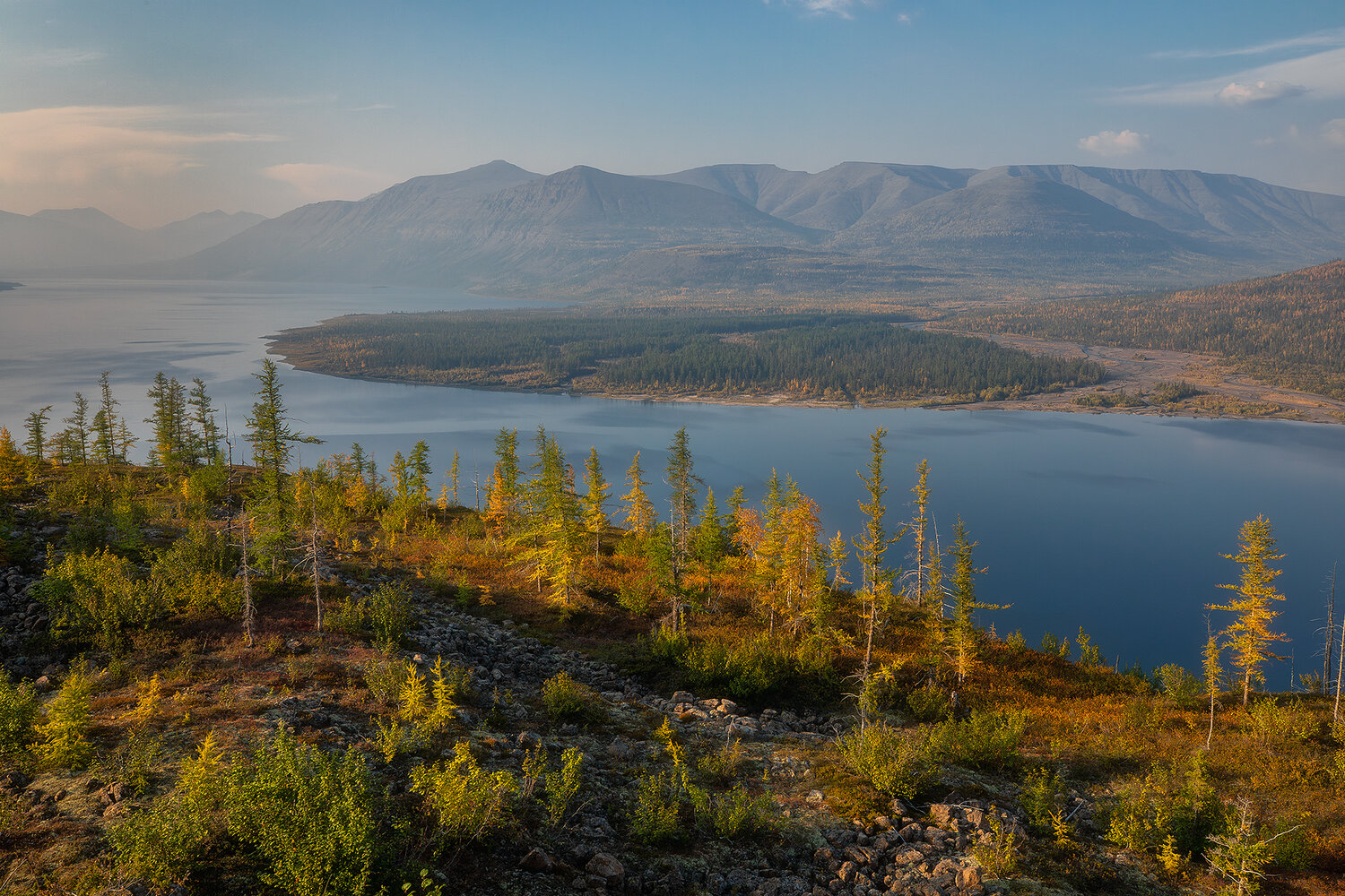плато путорана, норильск, горы, осень, туман, сентябрь, озеро, озеро лама, лама, природа, красноярский край, пейзаж, россия, туризм, бунисяк, заповедник, плато, каньон, юнеско, дикая природа, озеро капчук, капчук, Alexander Pashenichev