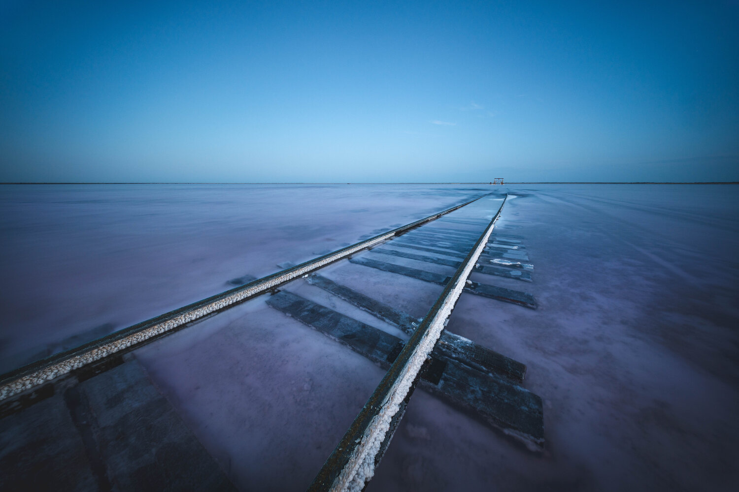 Минимализм соленого озера… Salt Lake Minimalism…. Автор: Важенин Евгений , Важенин Евгений