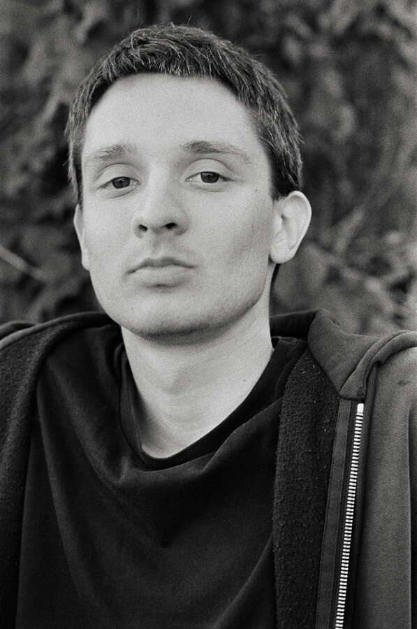 ****. Автор: Александр Савельев , Александр Савельев