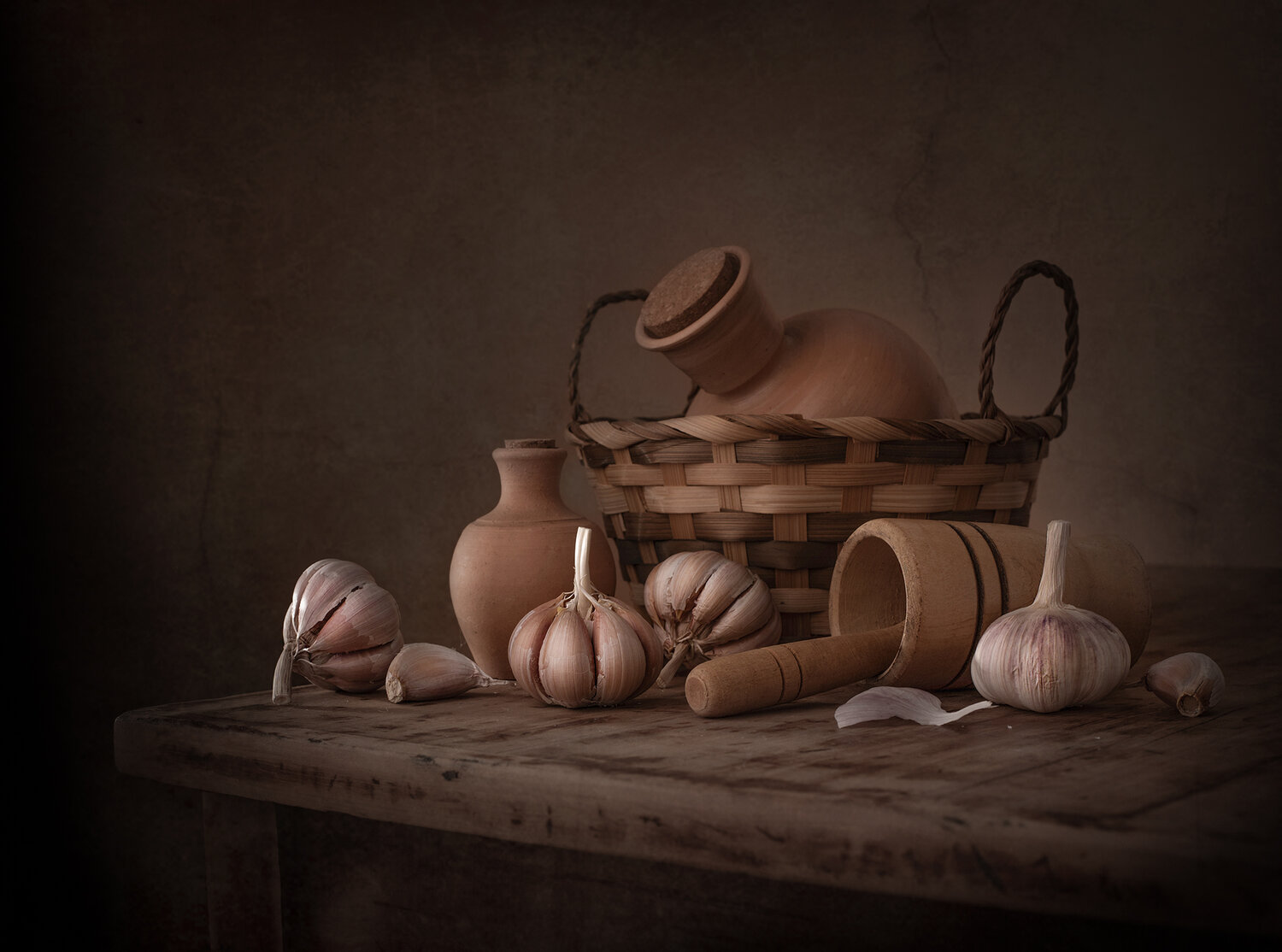 Still life, Garlic, Pitcher, table, wood, light, texture, Maria Margareth Perfoncio