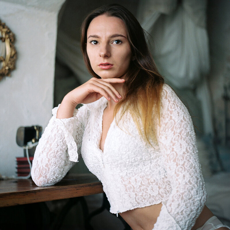 portrait, woman, indoor, naturallight, contemplative, feminine, lace, white, elegance, beauty, thoughtful, fashion, brunette, interior, soft The Quiet Elegance of Thoughtful Repose (Veronika 2) фото превью