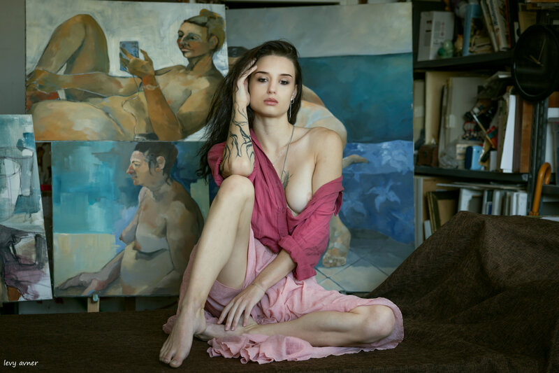 Nicole фото превью