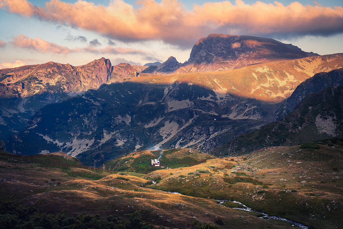 Malyovitsa Peak, Rila mountain. Автор: Александър Александров landscape, nature, sunset, peak, hut, chalet, пейзаж, природа, закат, Александър Александров