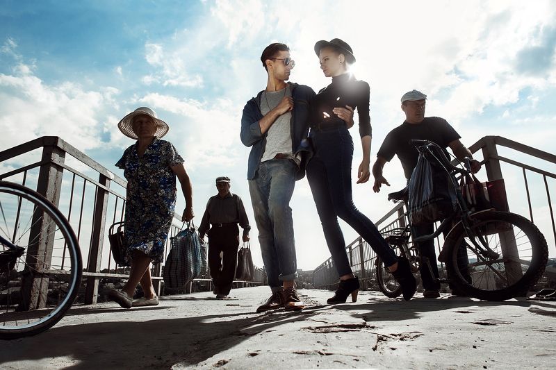 люди,парень,девушка,небо,любовь,солнце,свет,широкий угол Динамика чувств  фото превью