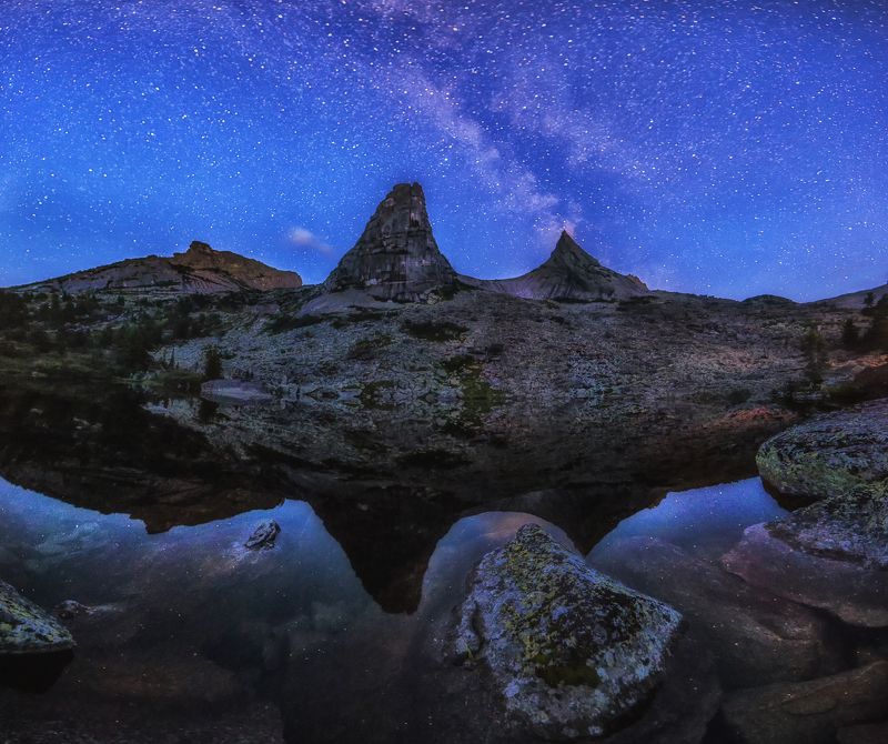 Пейзаж, сумерки, Млечный путь, ергаки, отражение, природа, небо, звездное небо, звезды, парабола Смеркалось фото превью