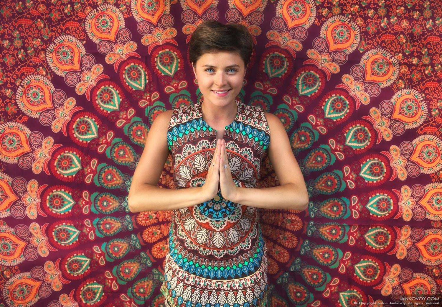 индонезия, бали, намасте, индия, непал, азия, портрет, цвета, мандала, красочный, приветствие, девушка,, Антон Янковой (www.photo-travel.com)