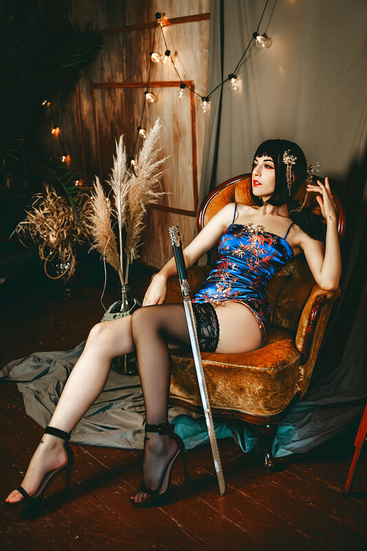 woman, portrait, art, fashion Sheathed in silk, armed with steel фото превью
