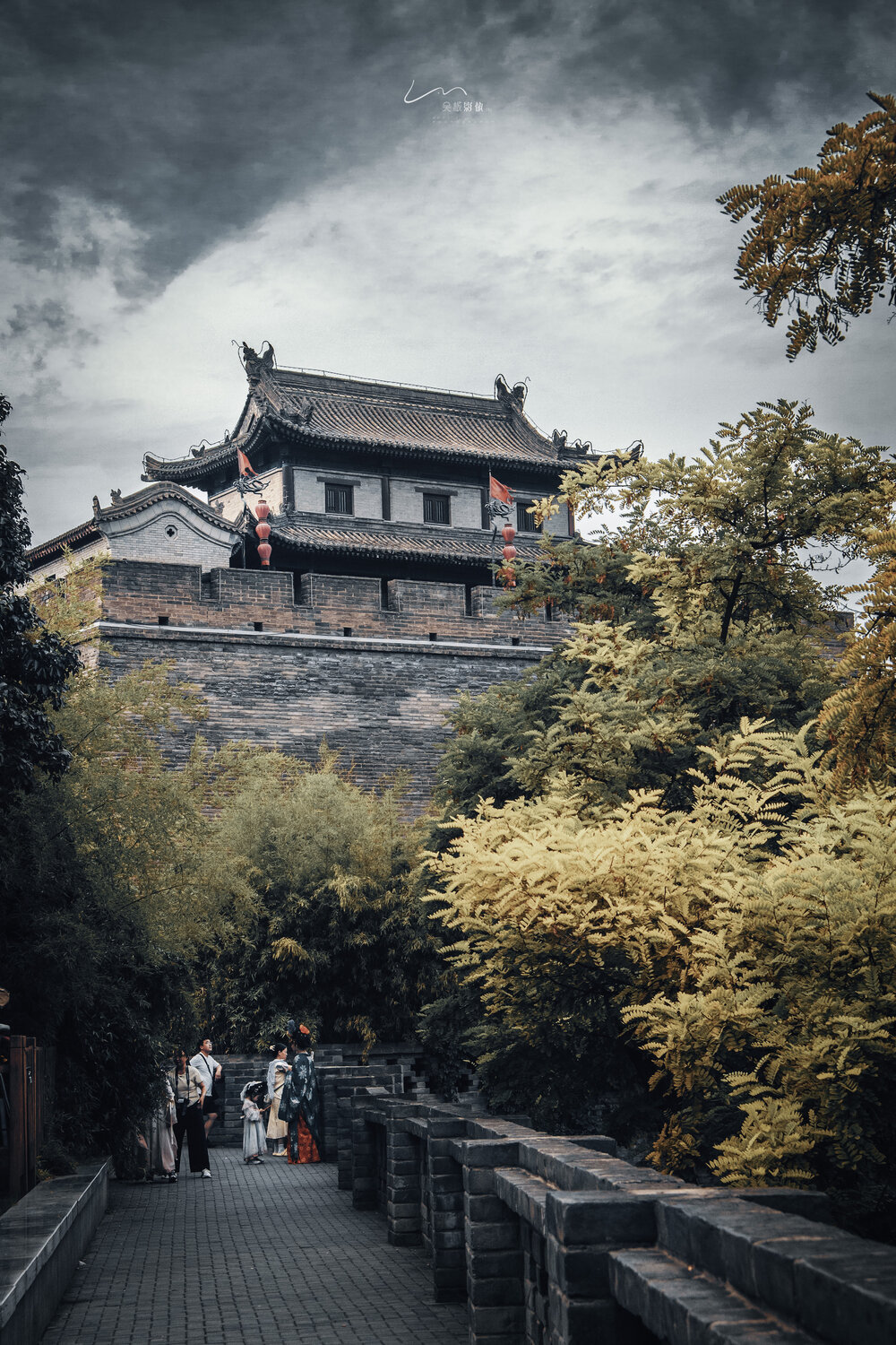 秋意长安城. Автор: 吴 微雨墨烟鸿 秋意长安城, 吴 微雨墨烟鸿