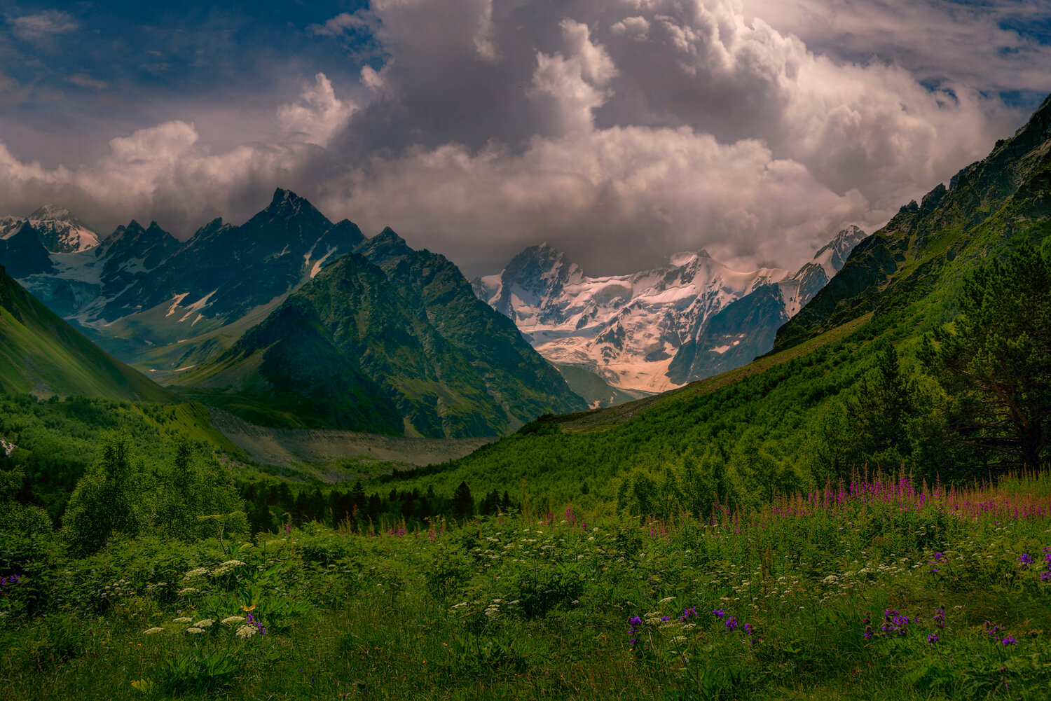 горы, кбр, пейзаж, лето, Аэль Брежицкая