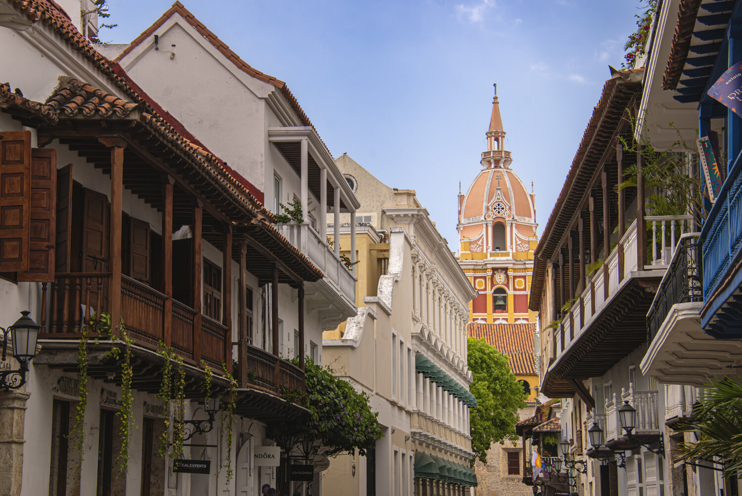 Ciudad amurallada, Cartagena, Calles, Susie Castellano