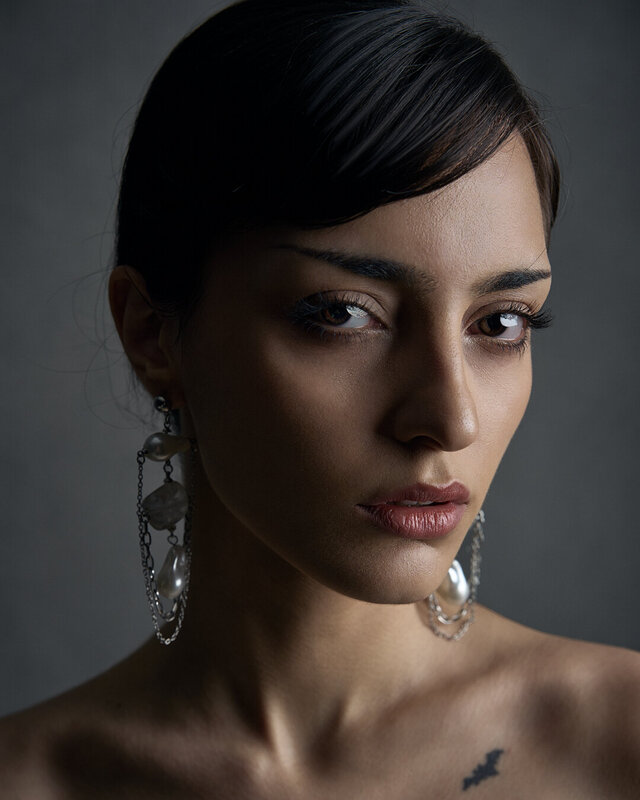 portrait, fineartstudioshot Untitled фото превью