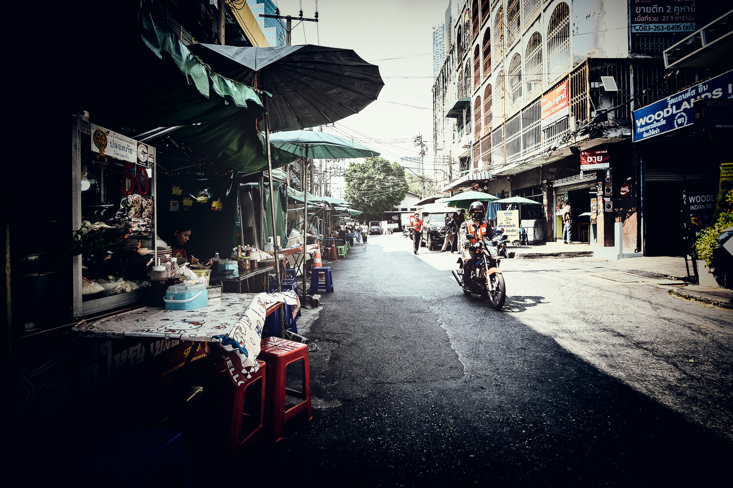 street, urban, morning, city, architecture, motorcycle, umbrella, buildings, documentary, photography, atmospheric, perspective, depth, contrast, light, Rozman Erik